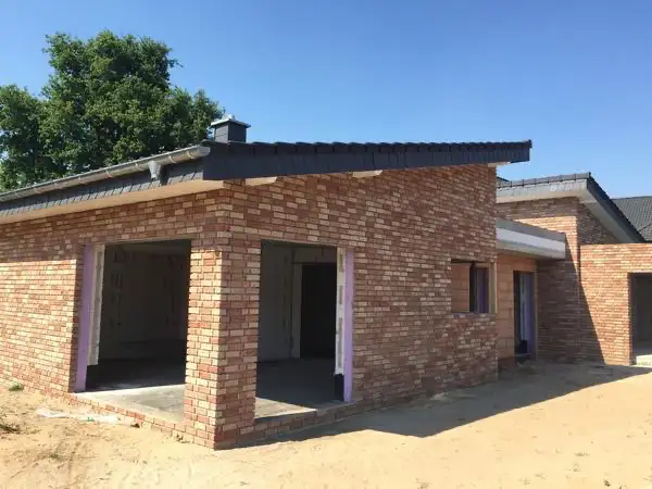 Klinkerarbeiten am Haus